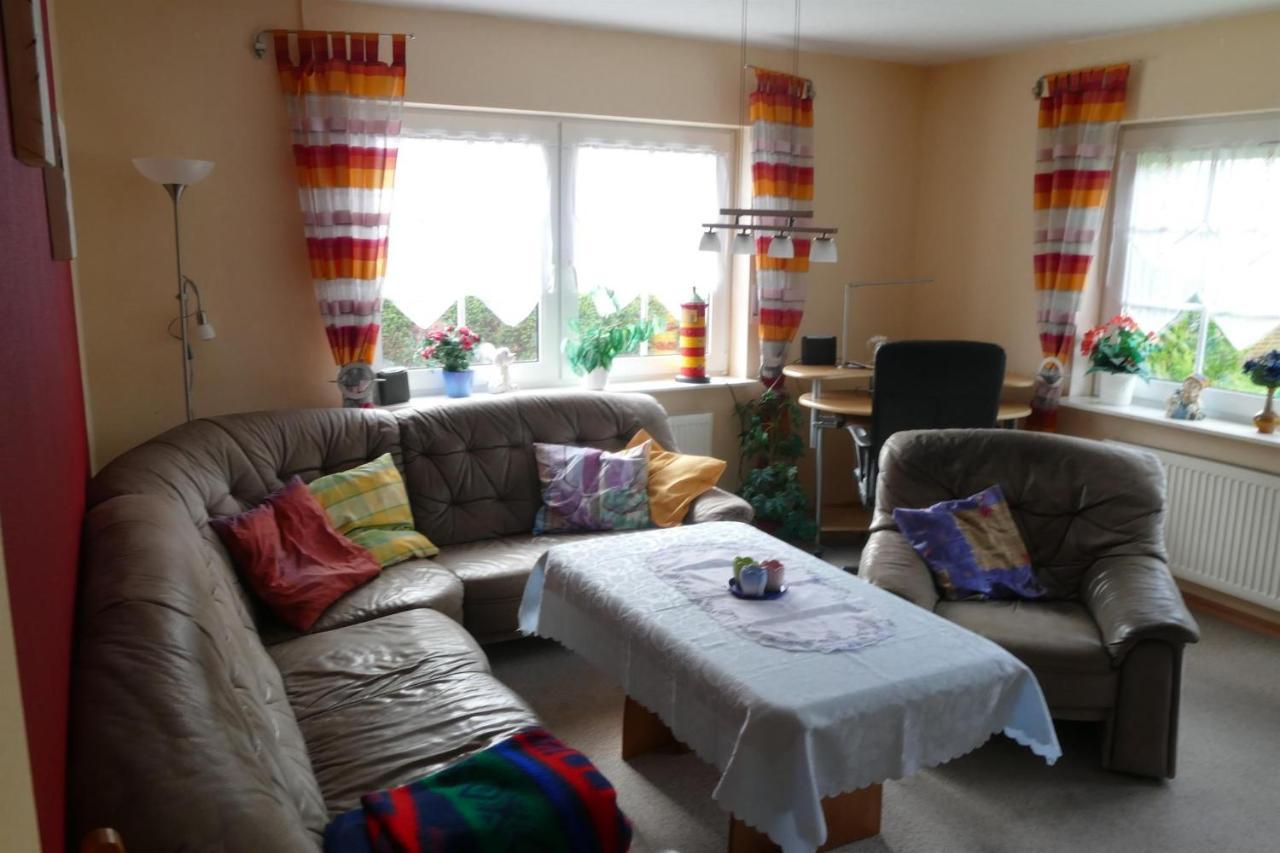 *Hein - Ferienhaus Westerhoern Eilsum Bagian luar foto